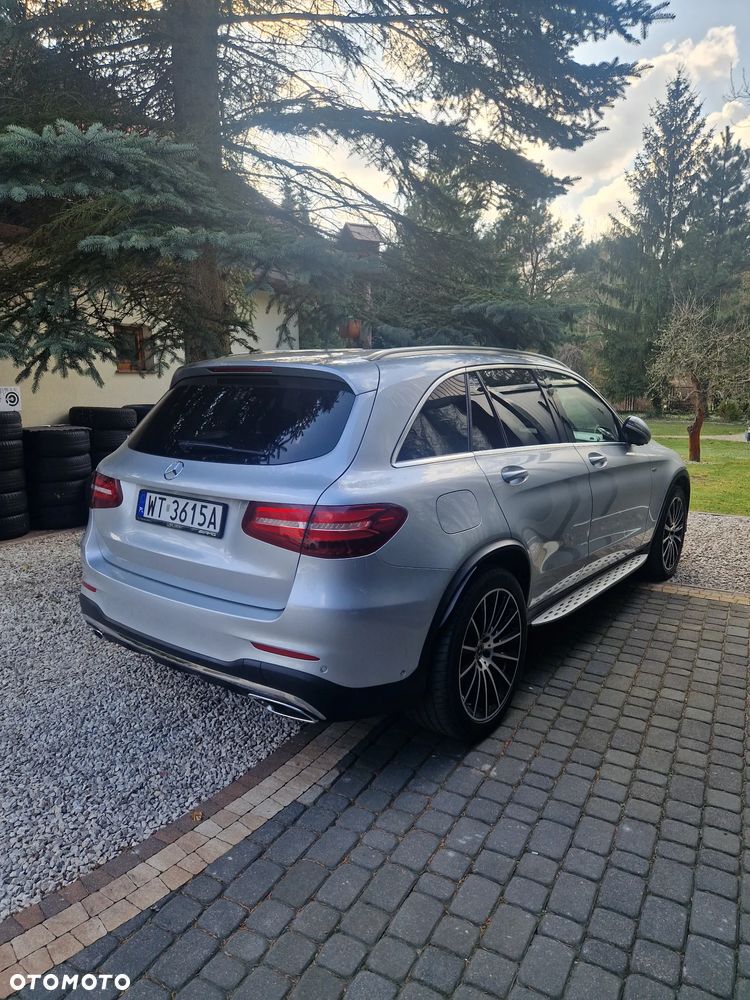 Mercedes-Benz GLC 250 d 4Matic 9G-TRONIC AMG Line - 21