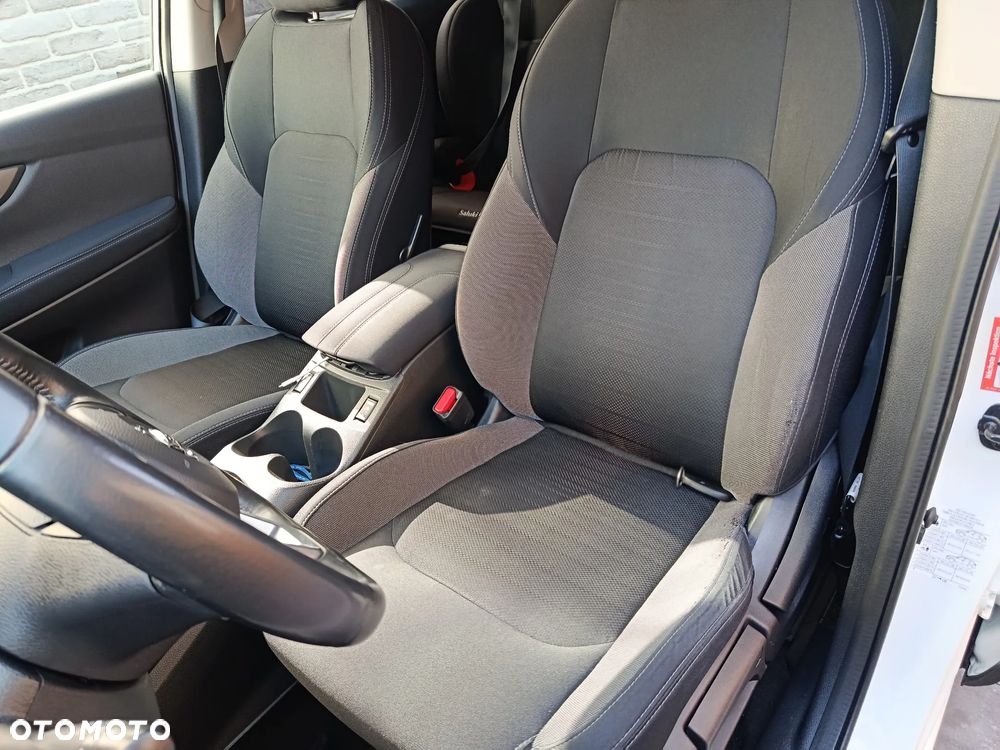 Nissan Qashqai 1.2 DIG-T N-Connecta Xtronic EU6 - 23