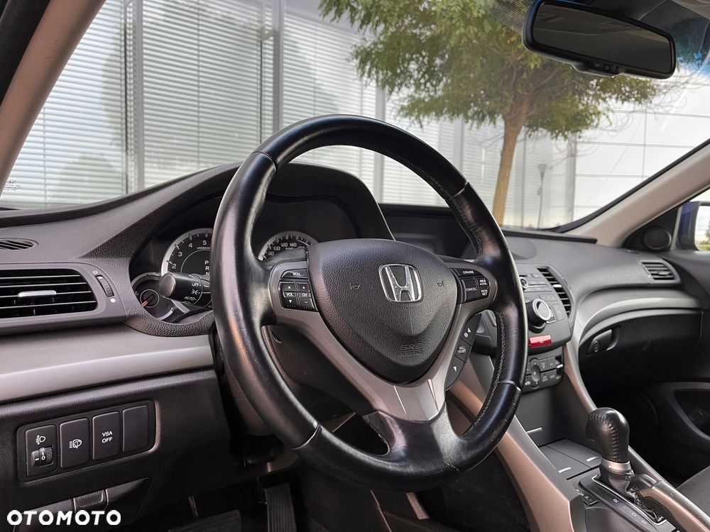 Honda Accord - 26