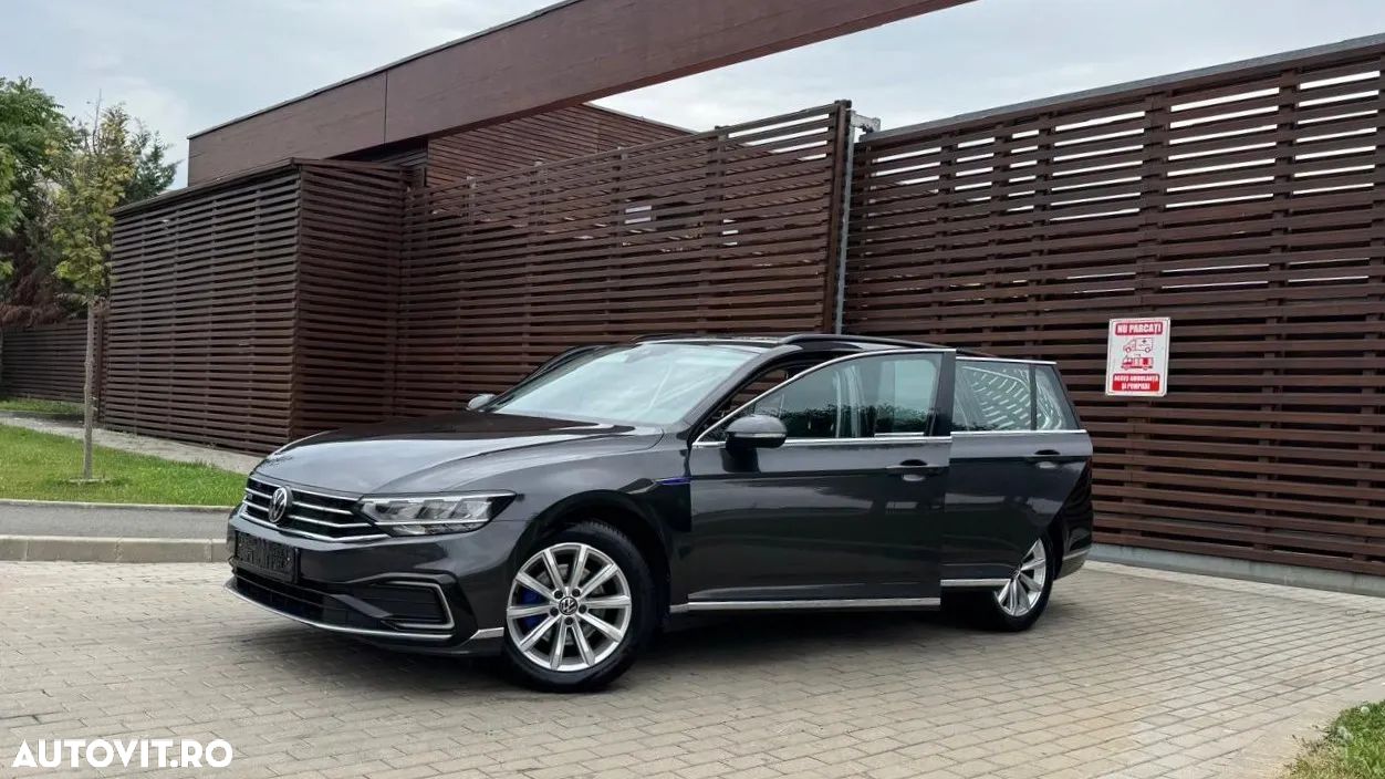 Volkswagen Passat Variant 1.4 TSI Plug-In-Hybrid DSG GTE - 1