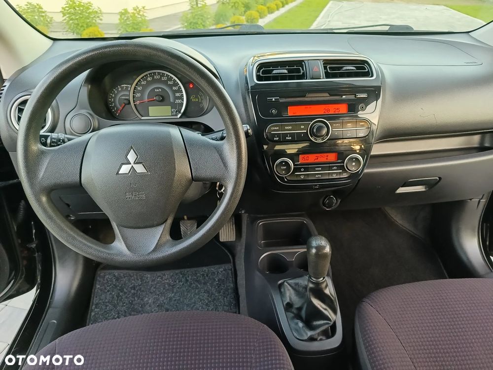 Mitsubishi Space Star - 9