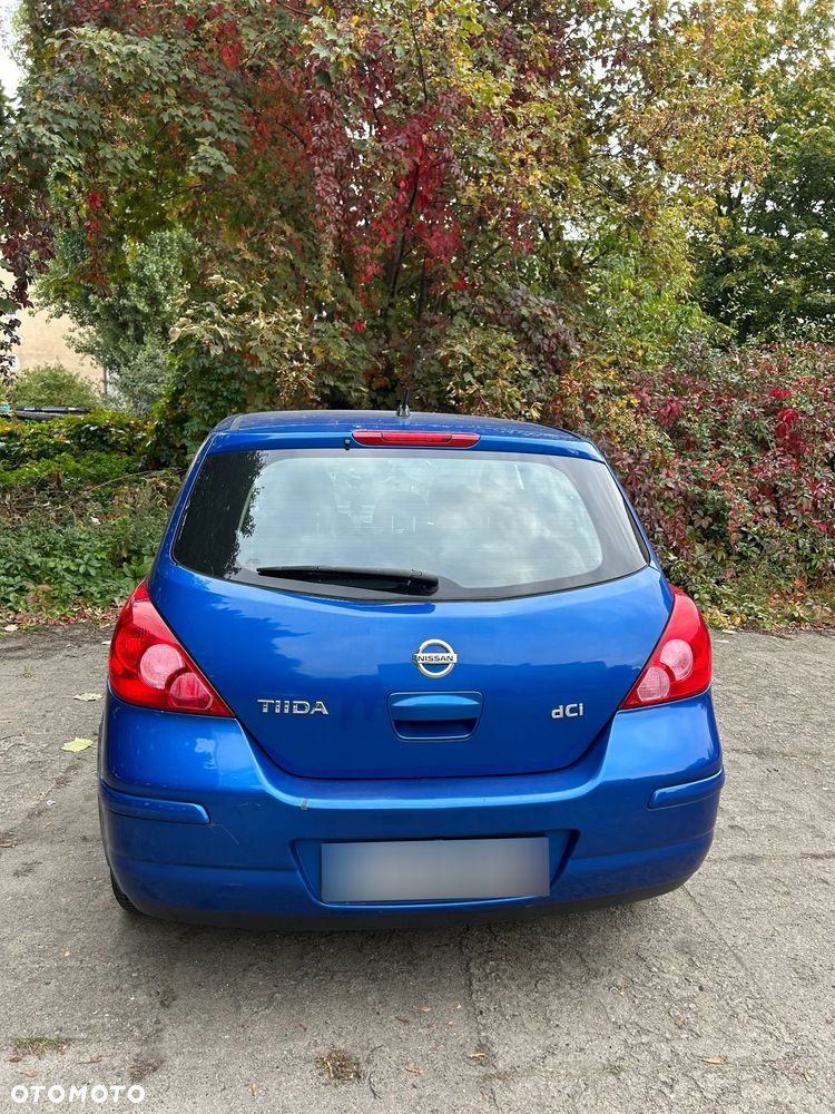 Nissan Tiida - 5