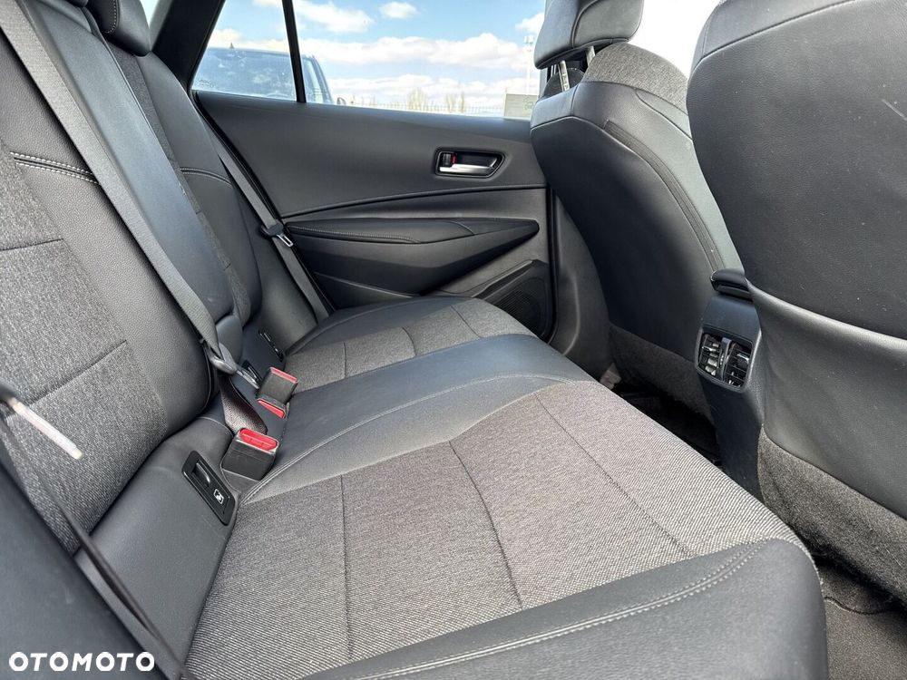 Toyota Corolla 1.8 Hybrid Comfort - 11