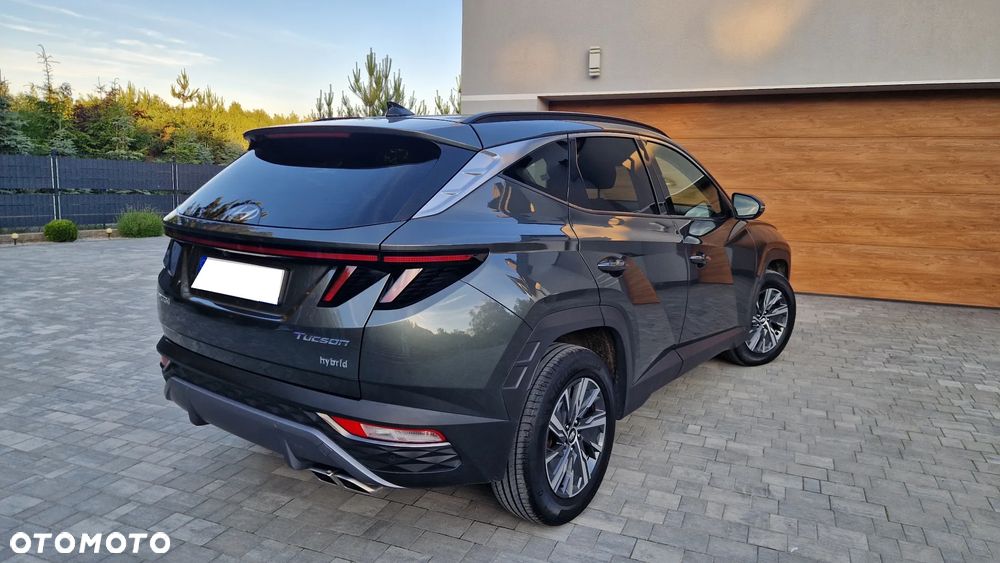 Hyundai Tucson 1.6 T-GDi HEV Executive 2WD - 11