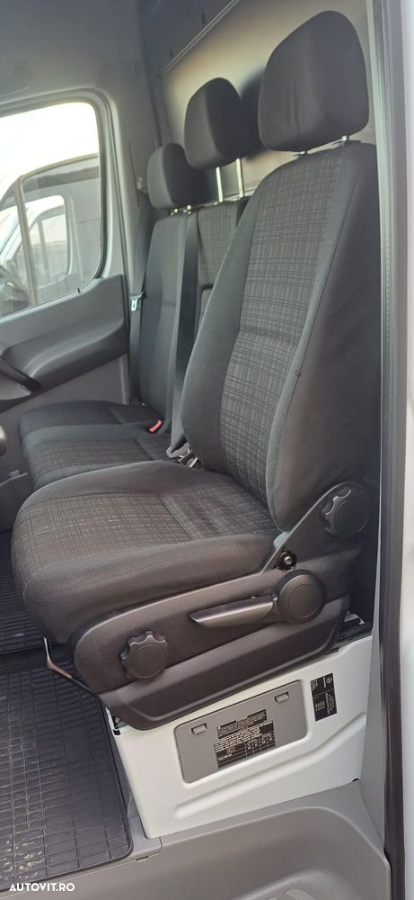 Mercedes-Benz Sprinter - 9