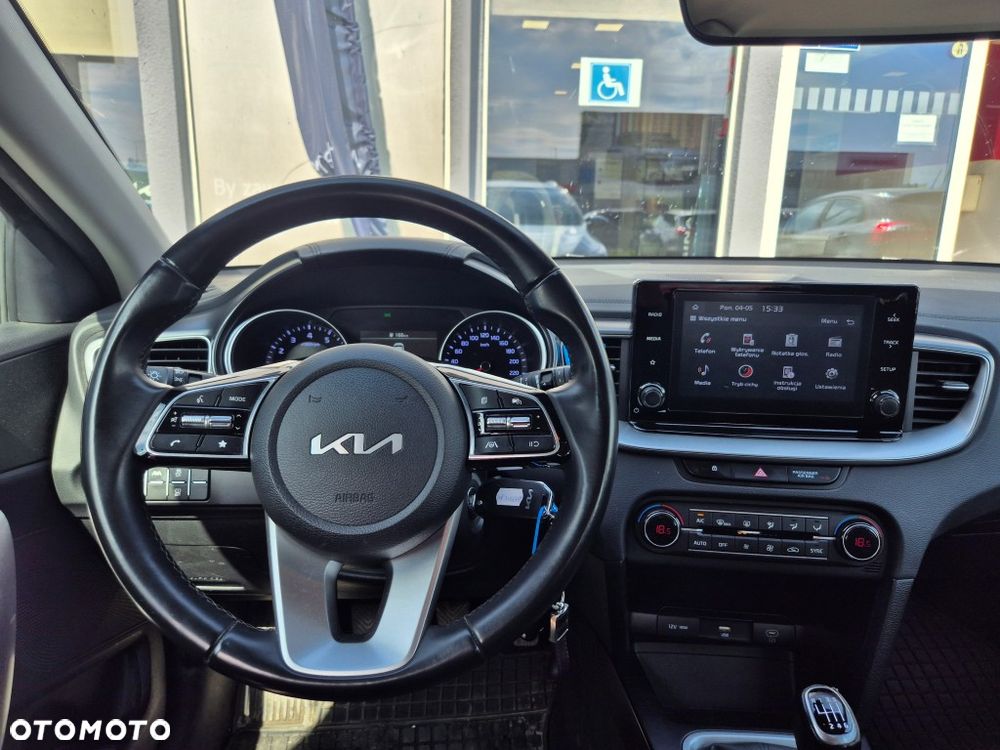 Kia Ceed 1.5 T-GDI M - 20