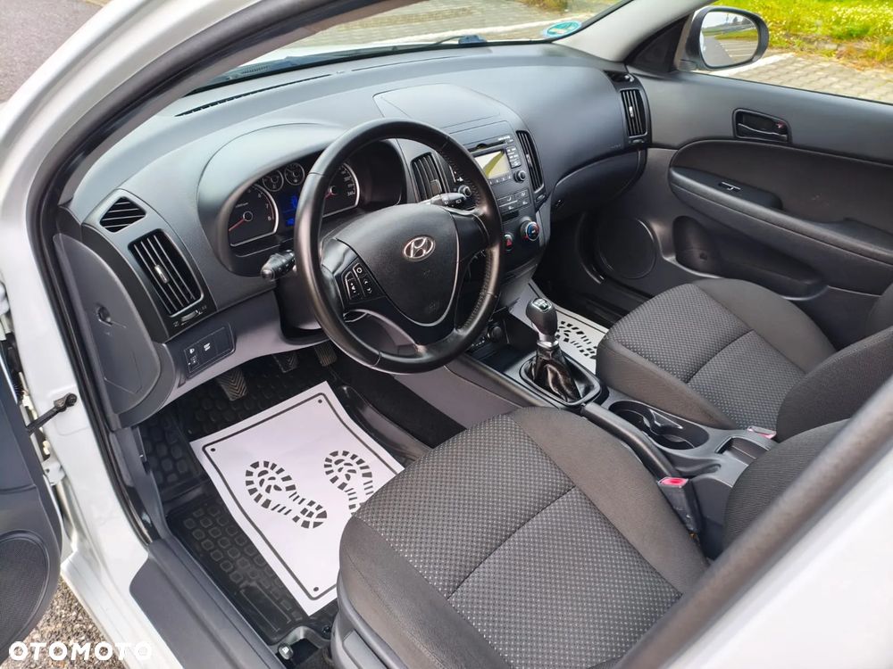 Hyundai i30 1.4 White Edition - 21