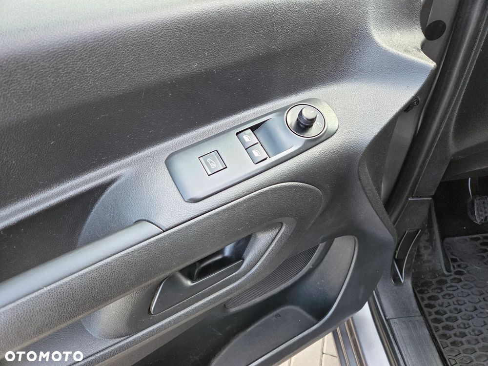 Opel Combo XL 1.5 CDTI Edition S&S - 11