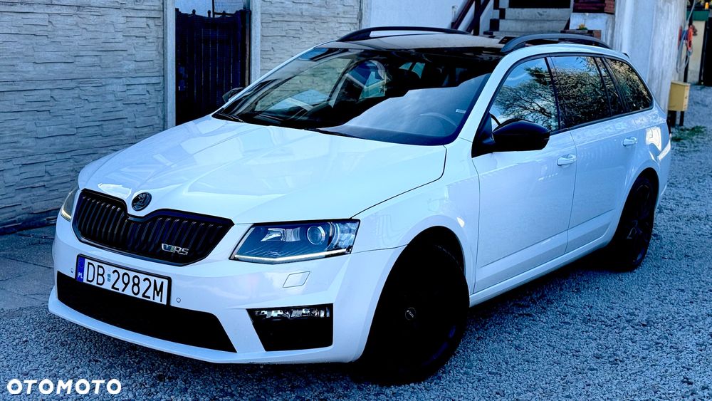 Skoda Octavia 2.0 TDI (Green tec) DSG RS - 1