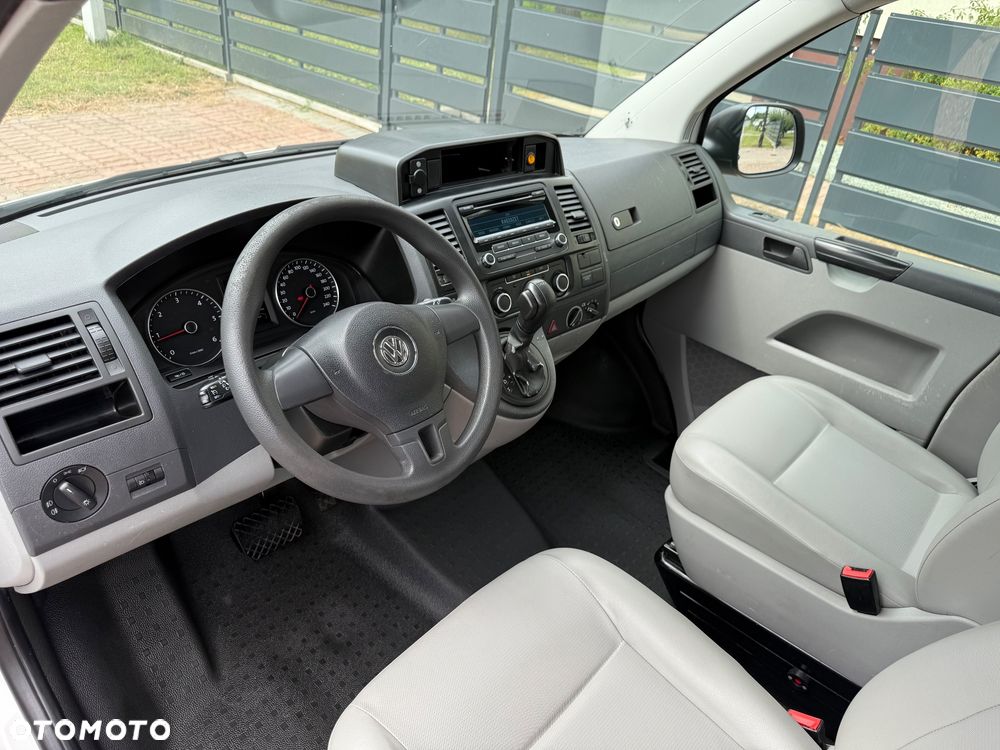 Volkswagen Transporter - 14