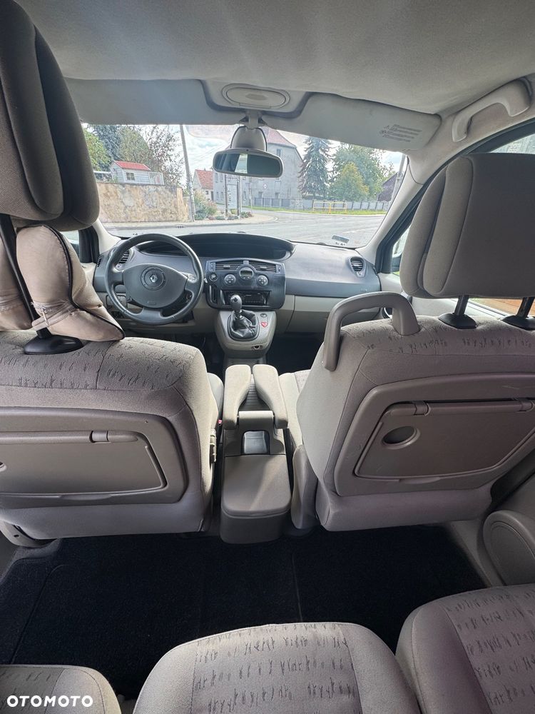 Renault Scenic - 8