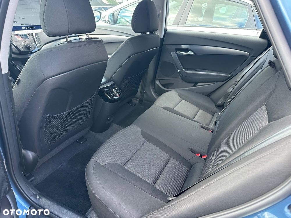 Hyundai i40 i40cw 1.7 CRDi Fifa World Cup Edition - 23