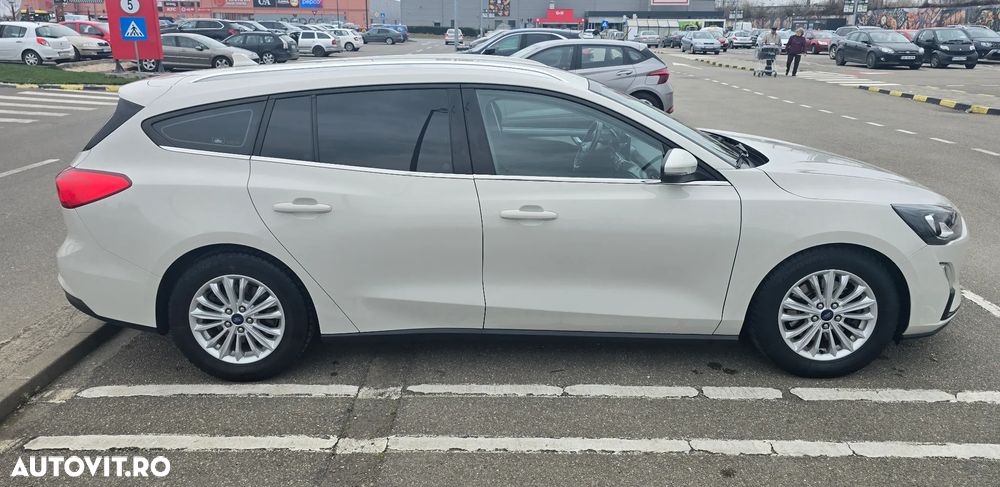 Ford Focus 1.5 EcoBlue Titanium Business - 4