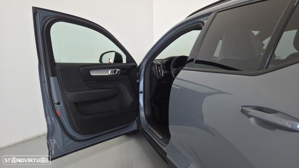 Volvo XC 40 1.5 T4 PHEV Plus Dark - 22