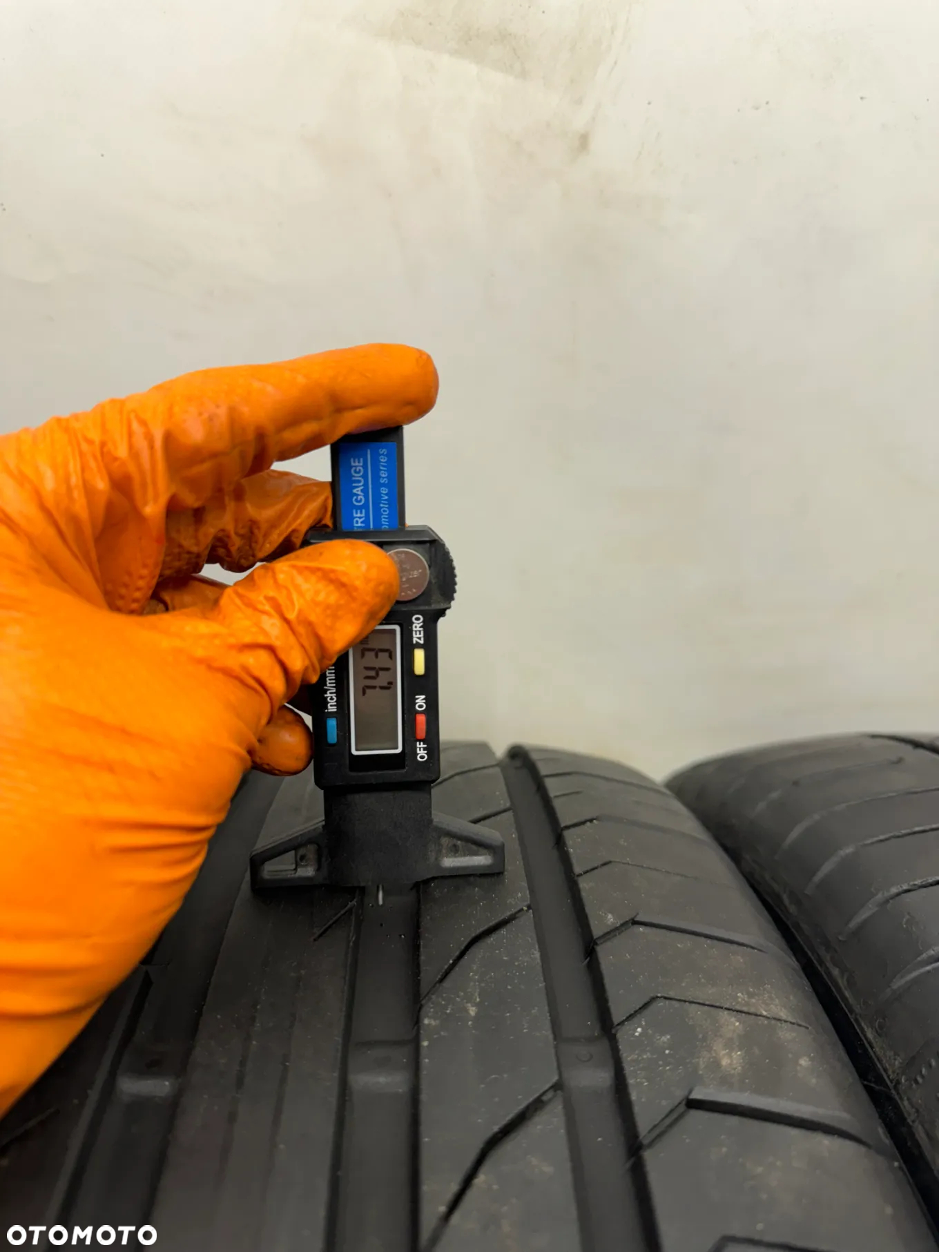 G-2707 255/55R18 105W CONTINENTAL CONTISPORTCONTACT 5 - 2