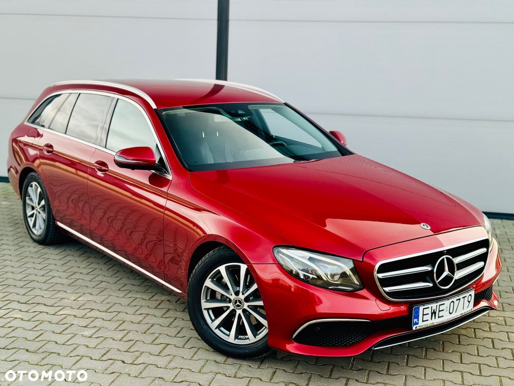 Mercedes-Benz Klasa E 220 d 9G-TRONIC Exclusive - 3