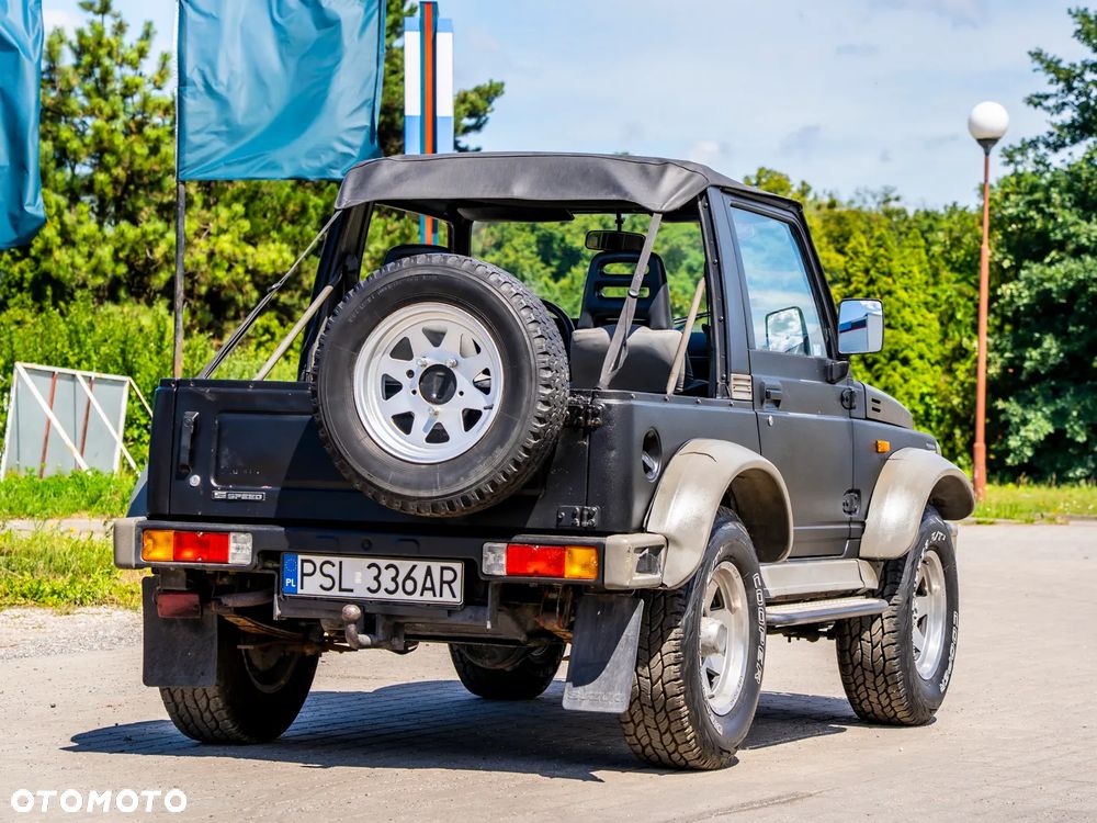 Suzuki Samurai 1.3 JX Canvas Top - 4