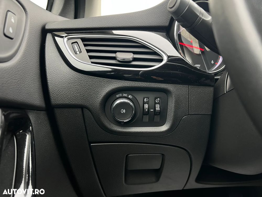 Opel Astra 1.5 D Start/Stop Sports Tourer Automatik Elegance - 17