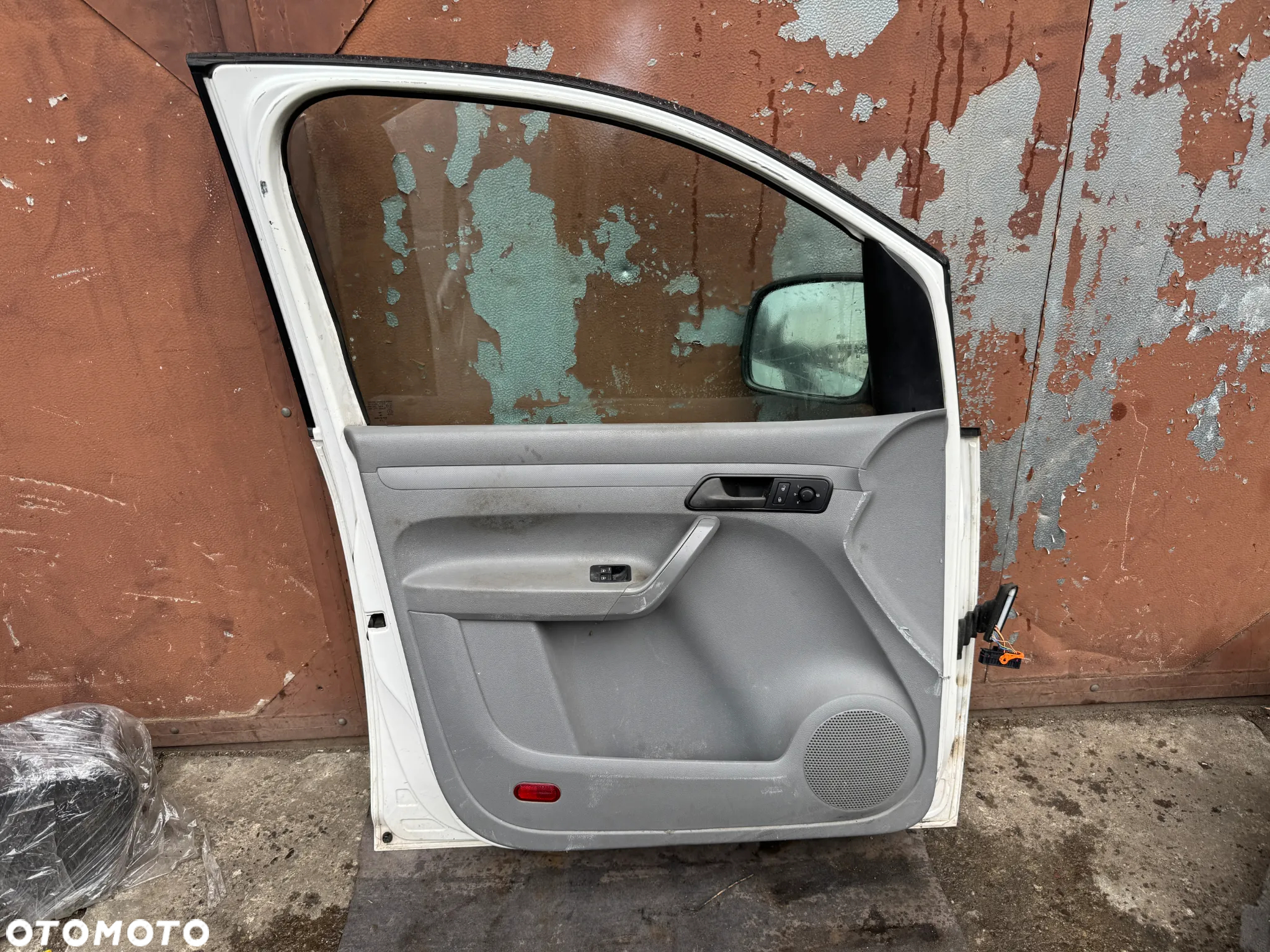 Drzwi lewe Volkswagen Caddy lewy przód przednie OE - 3