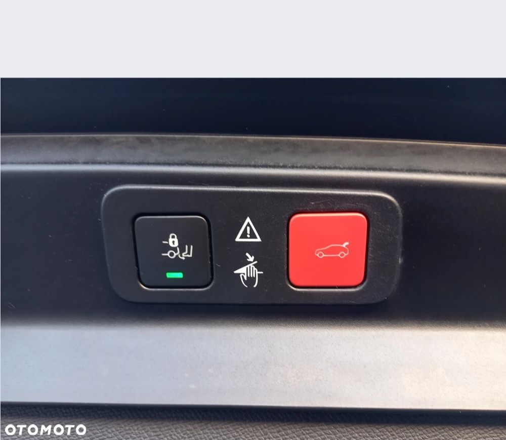 Peugeot 5008 BlueHDi 130 EAT8 GT - 22