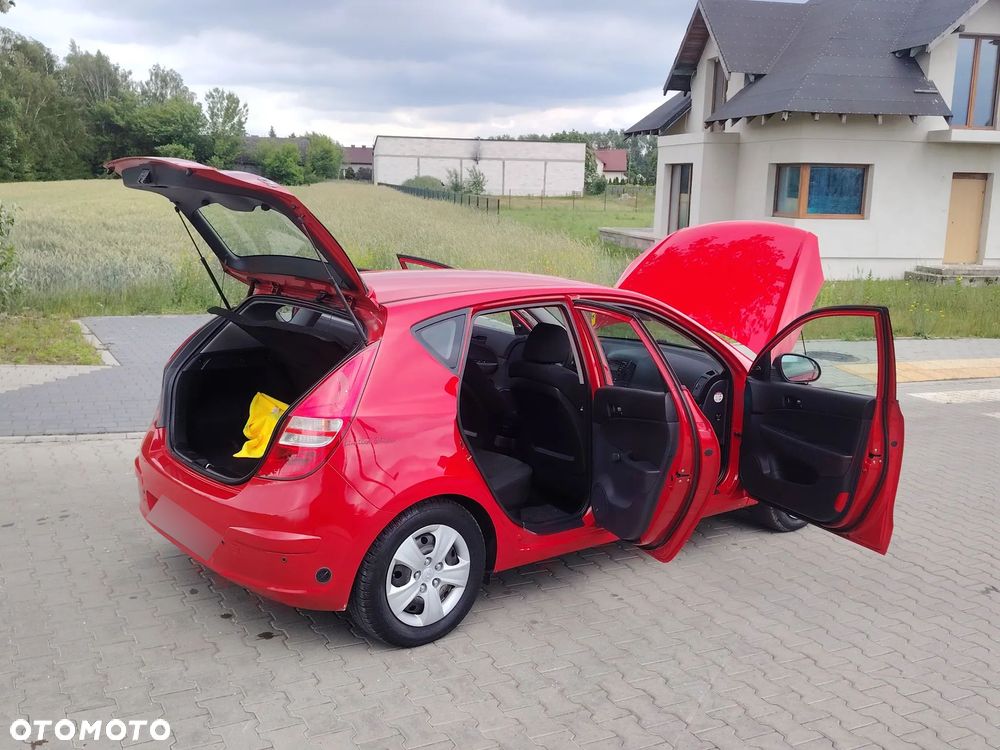 Hyundai i30 - 24