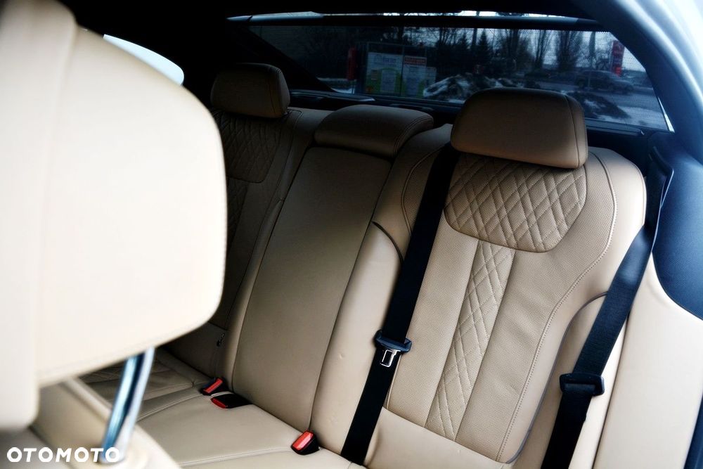 BMW Seria 7 750Li xDrive - 20