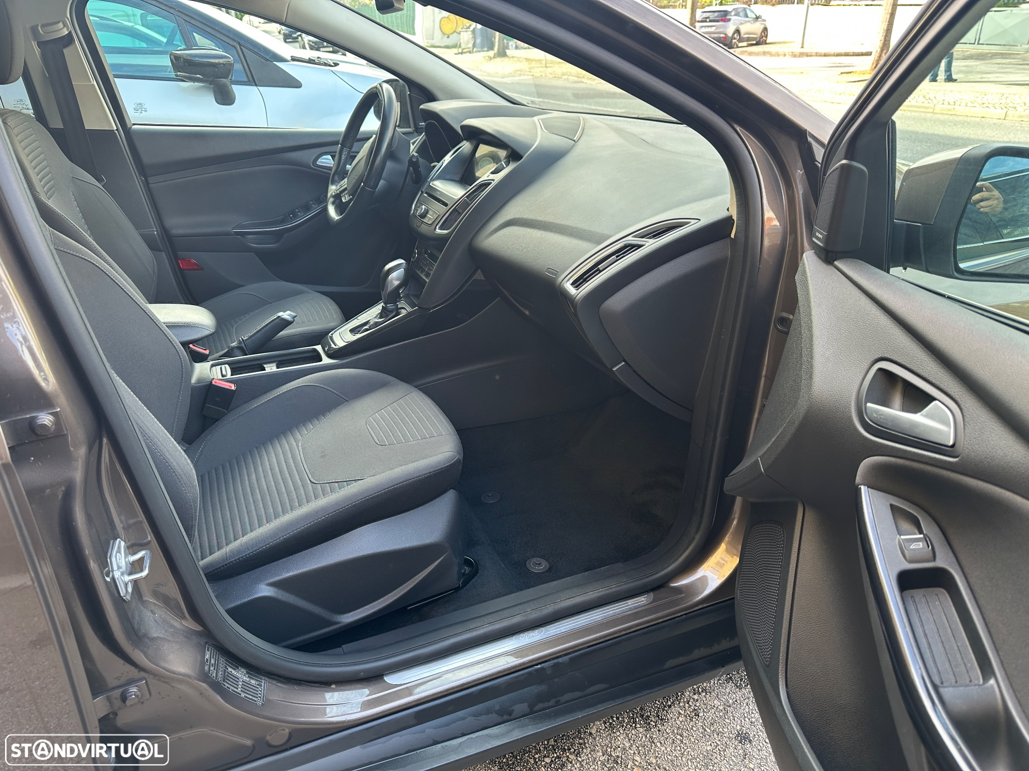 Ford Focus SW 1.5 TDCi Titanium DPS - 15