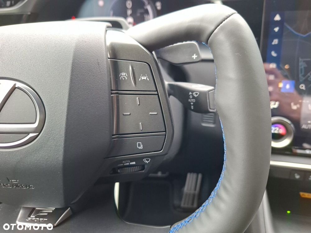 Lexus RZ 550e 77kWh F Sport DIRECT4 - 33