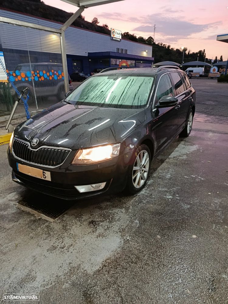 Skoda Octavia Break 2.0 TDI Ambition - 1
