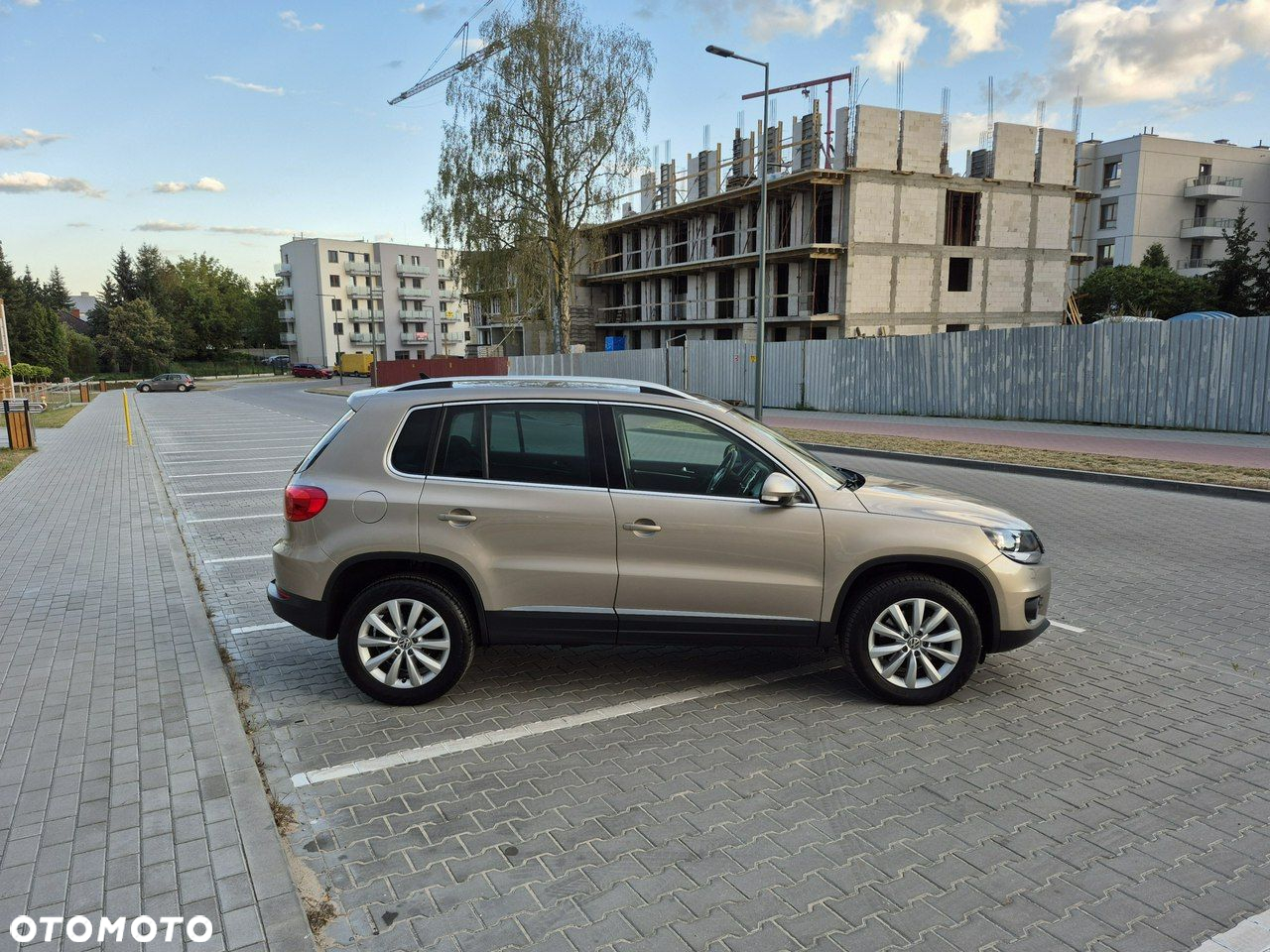 Volkswagen Tiguan 2.0 TDI 4Mot Sport&Style DSG - 24