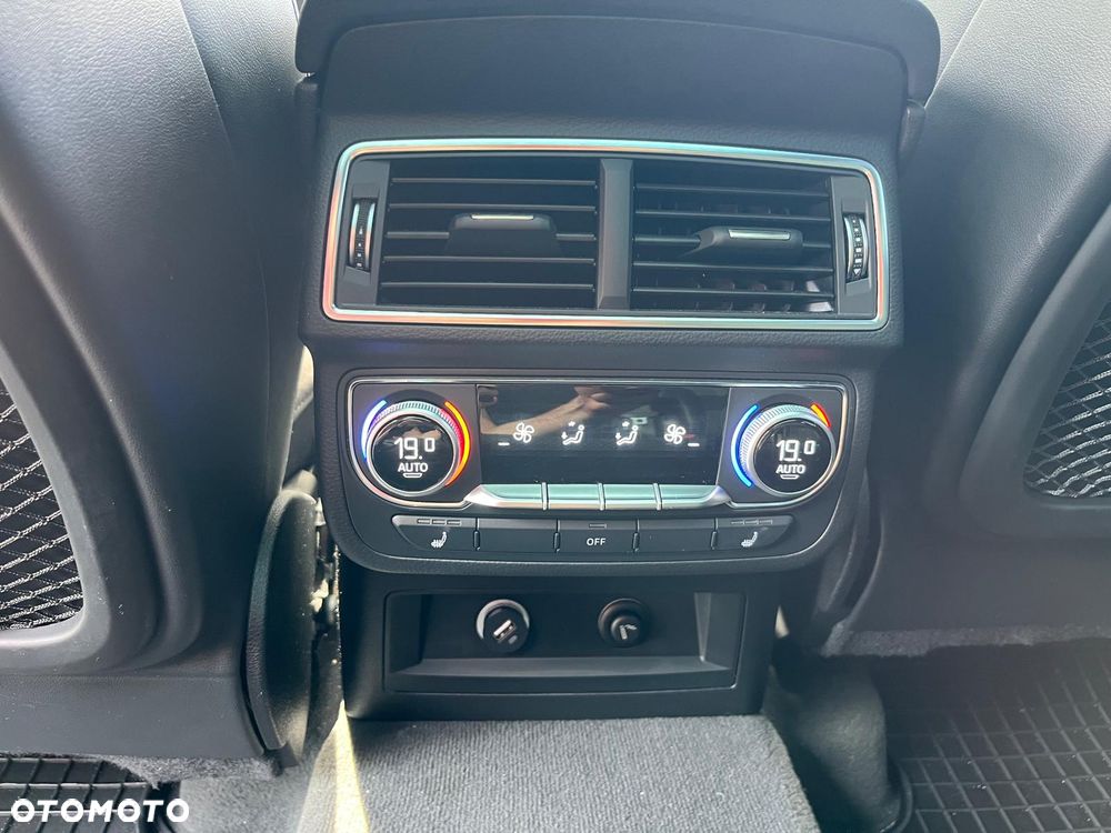 Audi Q7 - 30