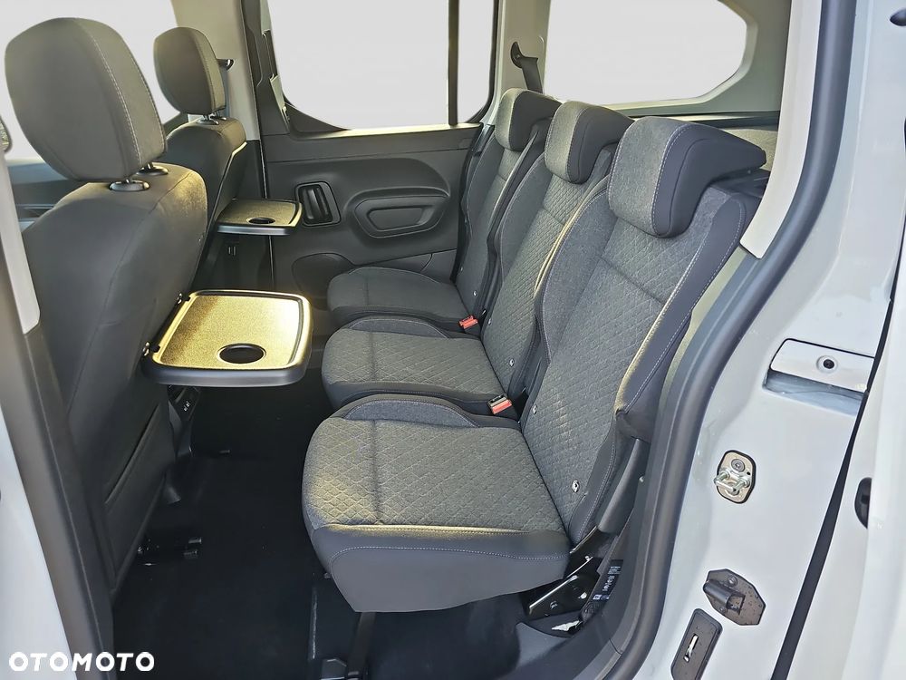 Opel Combo XL (bryg.) - 18