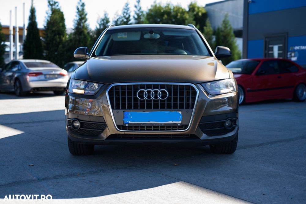 Audi Q3 2.0 TDI - 1