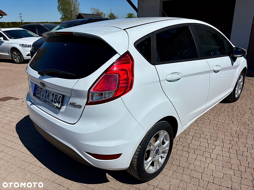 Ford Fiesta 1.25 Titanium - 24