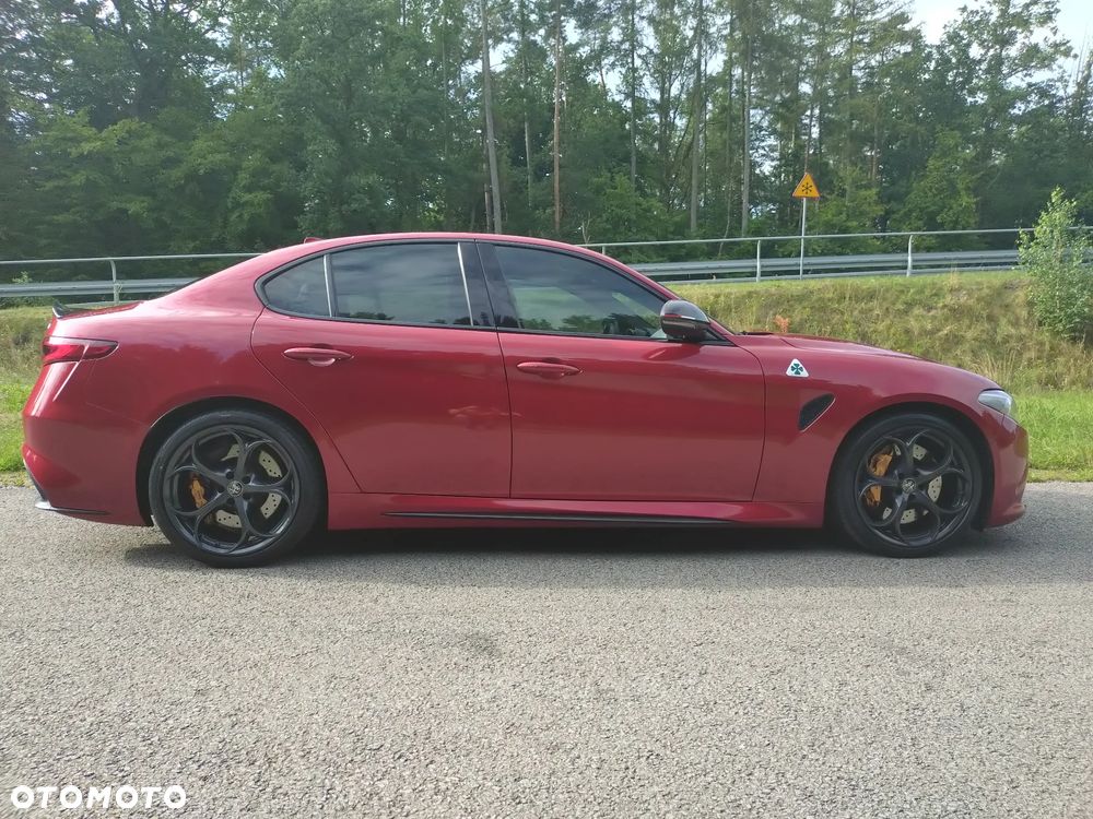 Alfa Romeo Giulia 2.9 Bi Turbo V6 Quadrifoglio - 2