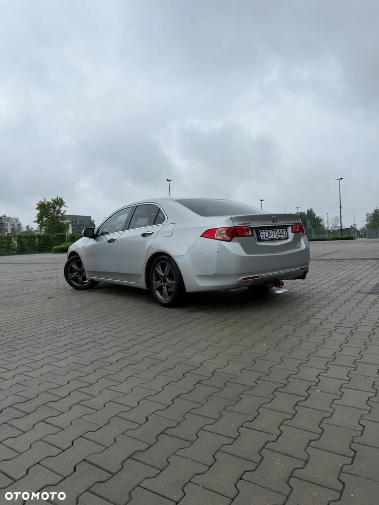 Honda Accord 2.0 Elegance - 29