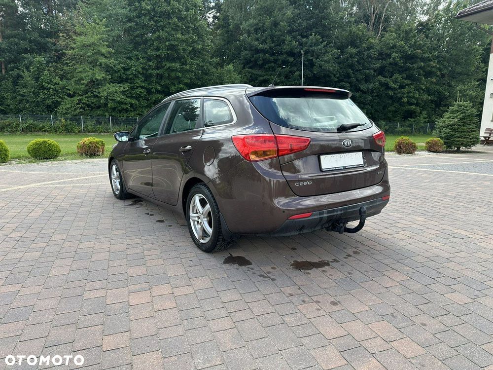 Kia Ceed - 5