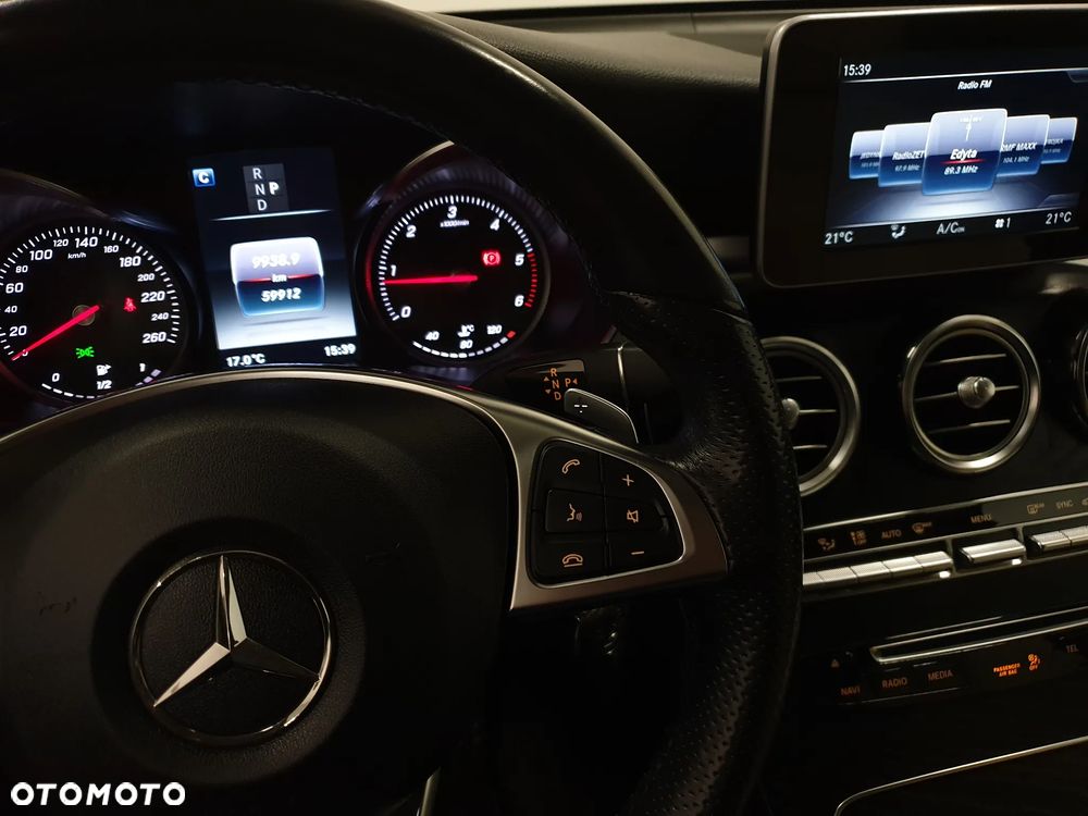 Mercedes-Benz GLC - 12