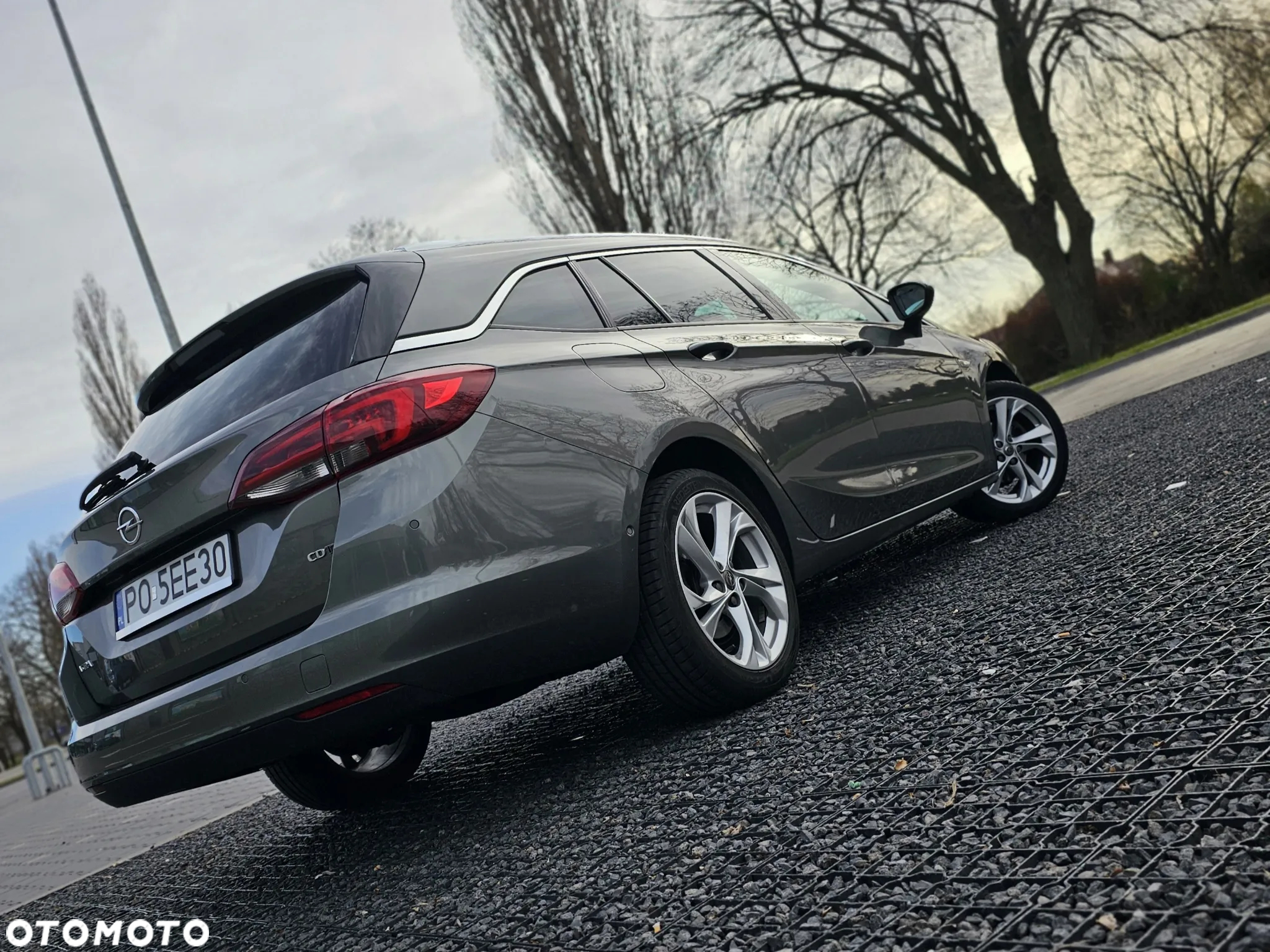 Opel Astra V 1.6 CDTI Dynamic - 8