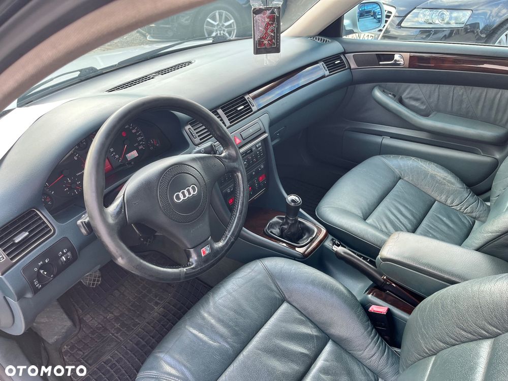 Audi A6 Limousine 2.8 - 9