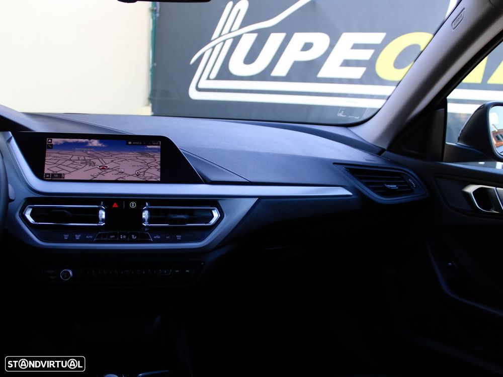 BMW 216 Gran Coupé d Advantage - 30