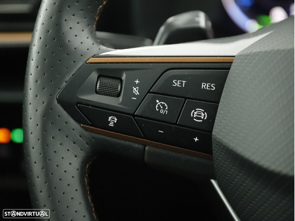 Cupra Formentor 1.4 e-Hybrid DSG - 19