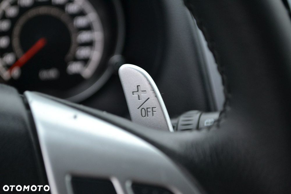 Mitsubishi Outlander 2.0 Intense 2WD CVT - 21