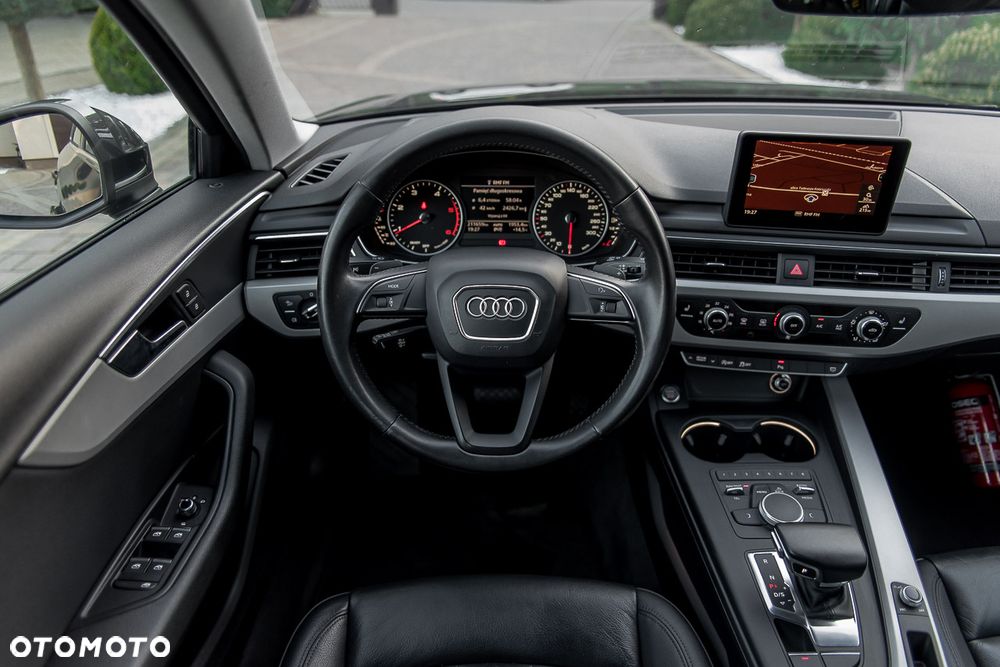 Audi A4 Avant 2.0 TDI S tronic design - 32