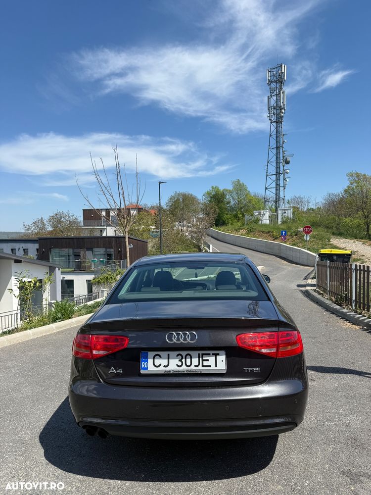 Audi A4 1.8 TFSI Attraction - 4