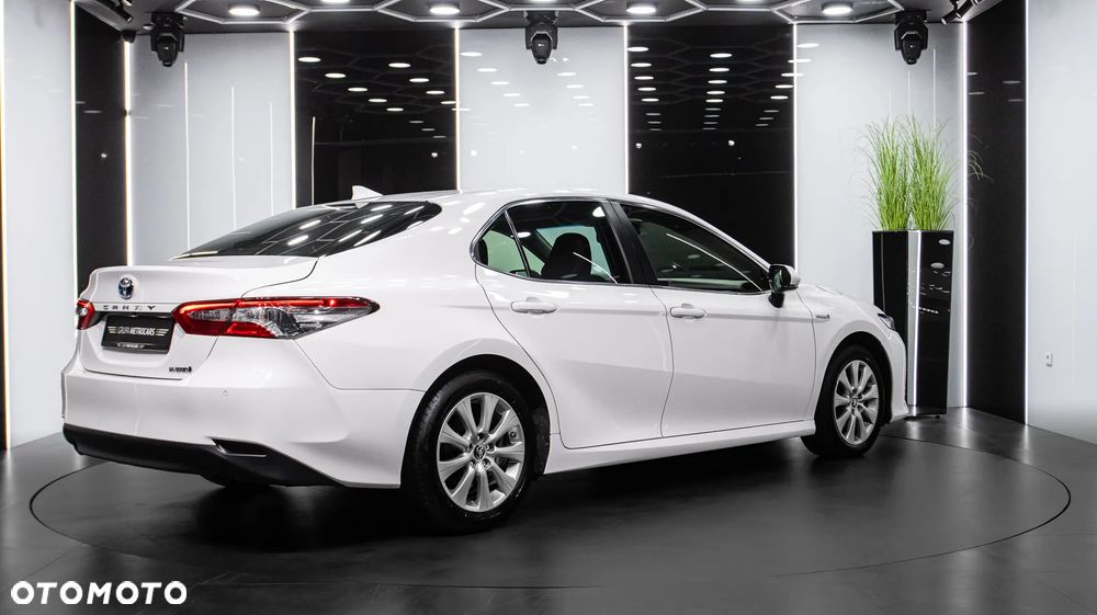 Toyota Camry 2.5 Hybrid Comfort CVT - 7