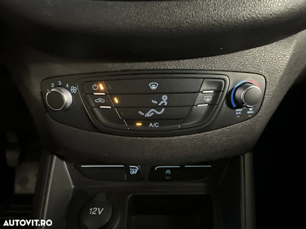 Ford Transit - 15