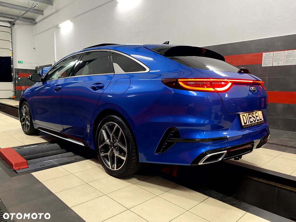 Kia ProCeed 1.6 CRDi SCR GT LINE - 14