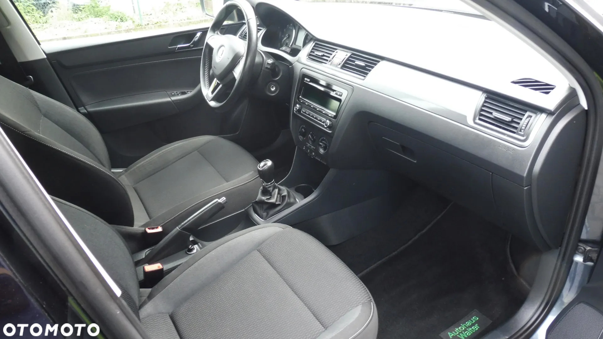 Skoda RAPID 1.2 TSI Ambition - 19