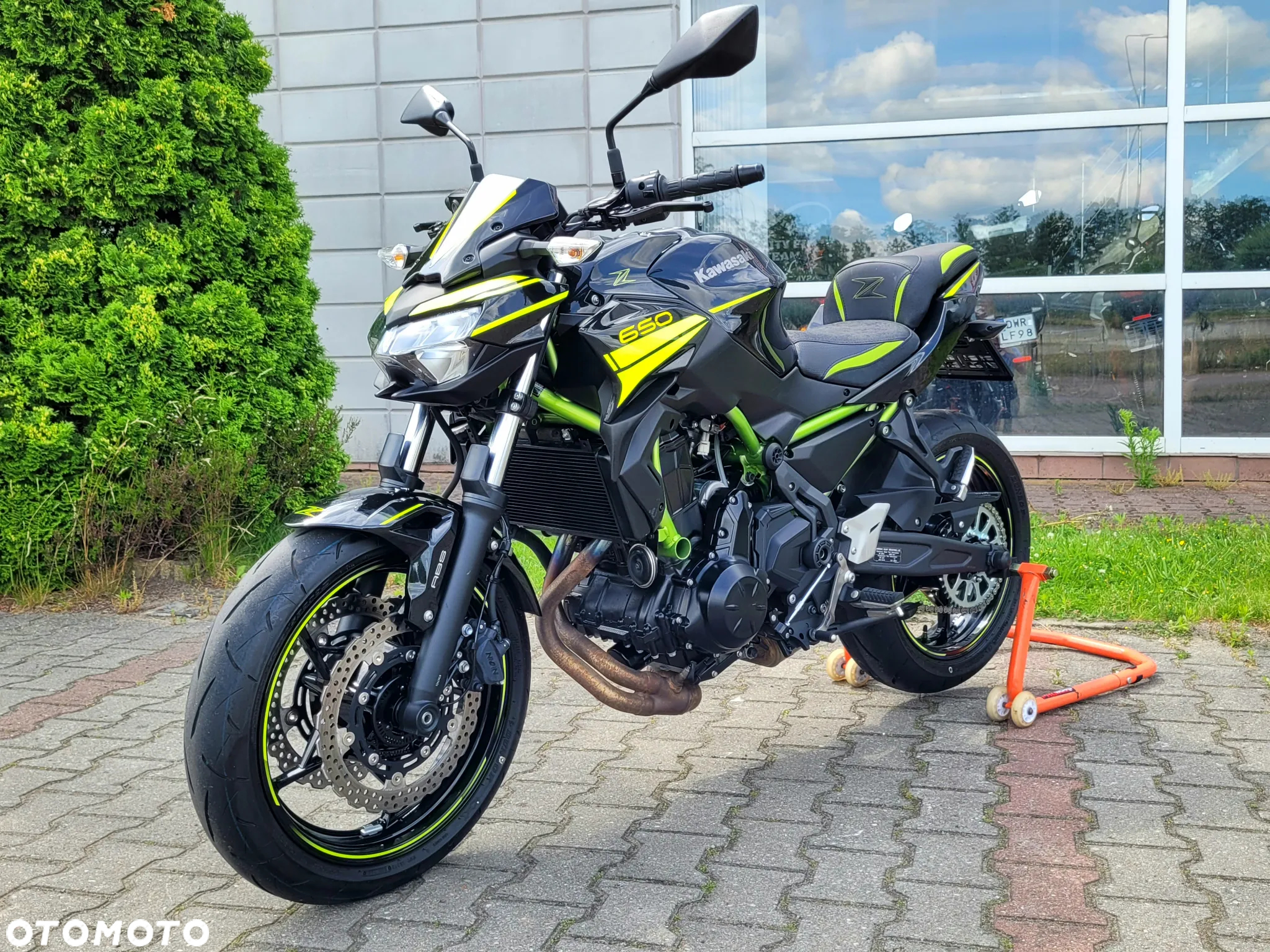 Kawasaki Z 650 - 15